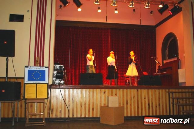 Zdjęcie w galerii na portalu naszraciborz.pl: Konkurs Piosenki Polskiej i Morawskiej wiadomości z regionu