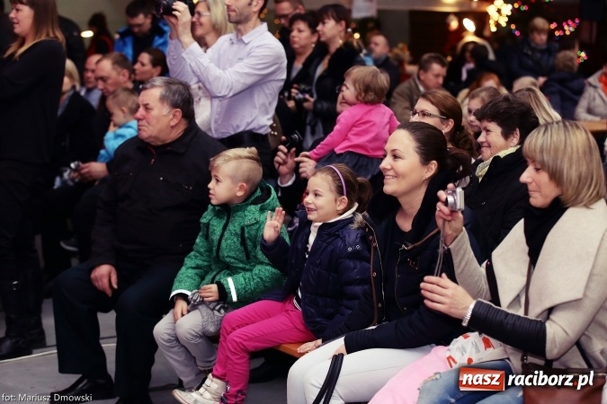 Zdjęcie w galerii na portalu naszraciborz.pl: W Pietrowicach Wielkich już zapachniało świętami wiadomości z regionu
