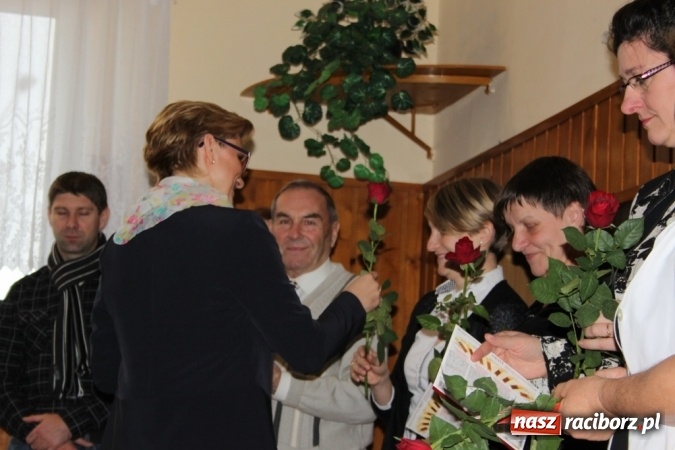 Zdjęcie w galerii na portalu naszraciborz.pl: Do Wojnowic zawitał już wyczekiwany św. Mikołaj wiadomości z regionu