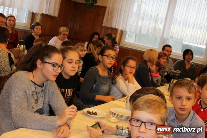 Zdjęcie w galerii na portalu naszraciborz.pl: Do Wojnowic zawitał już wyczekiwany św. Mikołaj wiadomości z regionu