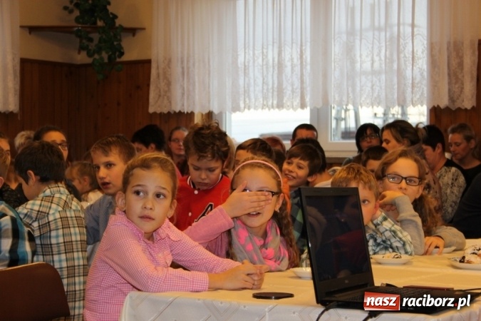 Zdjęcie w galerii na portalu naszraciborz.pl: Do Wojnowic zawitał już wyczekiwany św. Mikołaj wiadomości z regionu