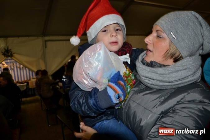 Zdjęcie w galerii na portalu naszraciborz.pl: Doskonałe nastroje na zabełkowskim kiermaszu  wiadomości z regionu