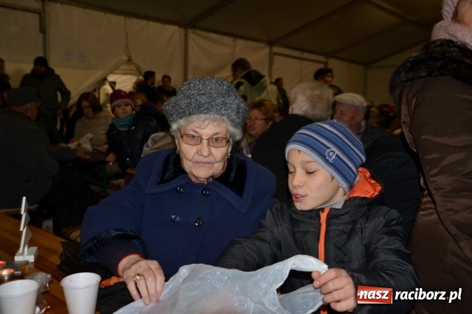 Zdjęcie w galerii na portalu naszraciborz.pl: Doskonałe nastroje na zabełkowskim kiermaszu  wiadomości z regionu