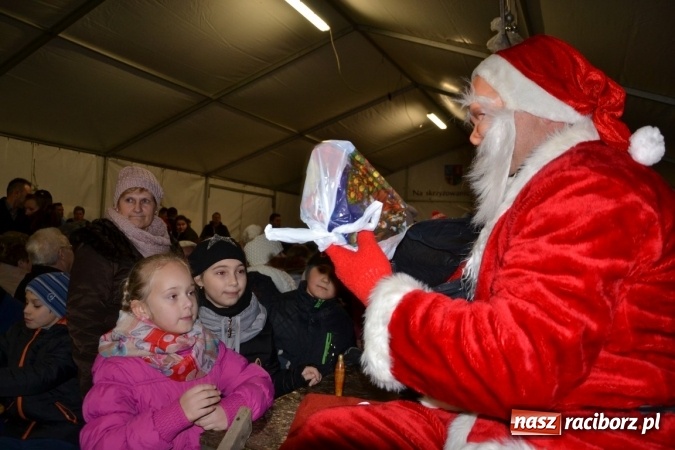 Zdjęcie w galerii na portalu naszraciborz.pl: Doskonałe nastroje na zabełkowskim kiermaszu  wiadomości z regionu