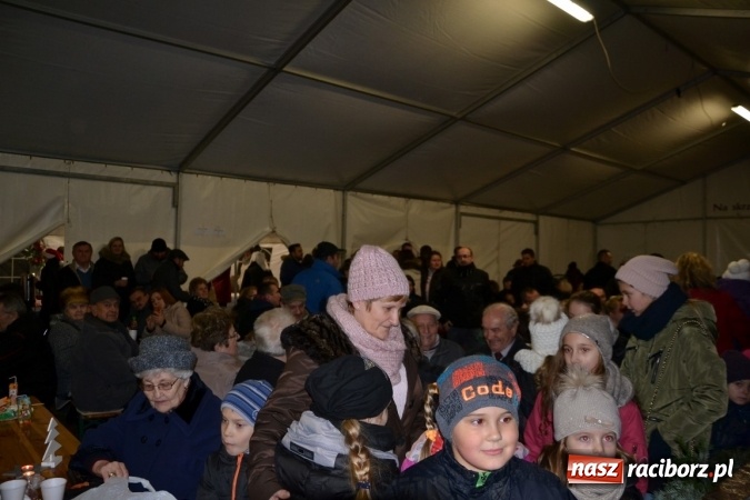 Zdjęcie w galerii na portalu naszraciborz.pl: Doskonałe nastroje na zabełkowskim kiermaszu  wiadomości z regionu