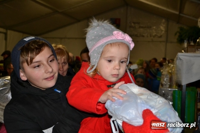 Zdjęcie w galerii na portalu naszraciborz.pl: Doskonałe nastroje na zabełkowskim kiermaszu  wiadomości z regionu