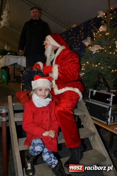 Zdjęcie w galerii na portalu naszraciborz.pl: Doskonałe nastroje na zabełkowskim kiermaszu  wiadomości z regionu