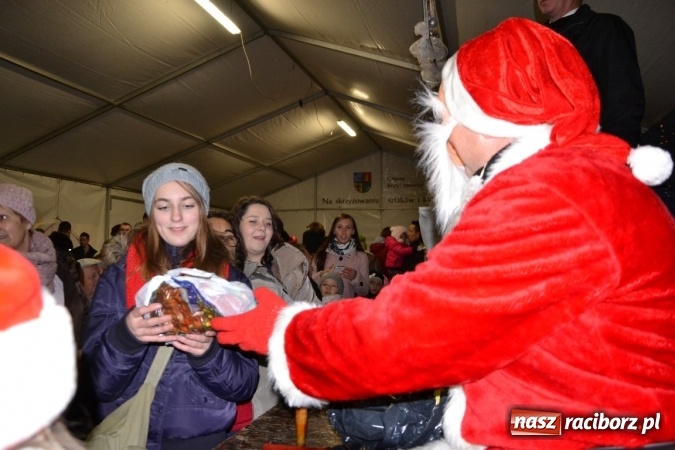 Zdjęcie w galerii na portalu naszraciborz.pl: Doskonałe nastroje na zabełkowskim kiermaszu  wiadomości z regionu