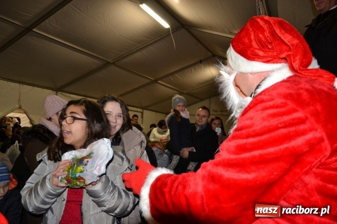 Zdjęcie w galerii na portalu naszraciborz.pl: Doskonałe nastroje na zabełkowskim kiermaszu  wiadomości z regionu