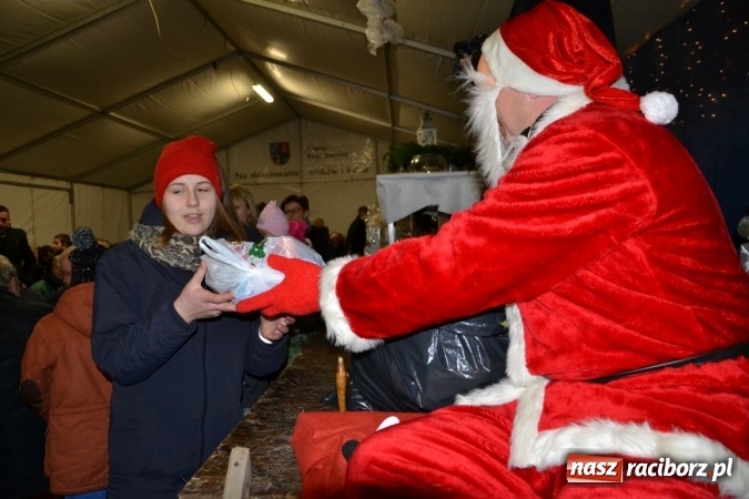 Zdjęcie w galerii na portalu naszraciborz.pl: Doskonałe nastroje na zabełkowskim kiermaszu  wiadomości z regionu