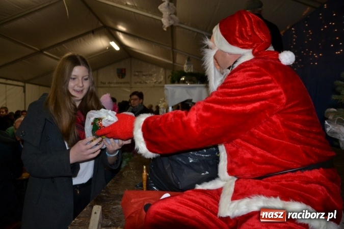 Zdjęcie w galerii na portalu naszraciborz.pl: Doskonałe nastroje na zabełkowskim kiermaszu  wiadomości z regionu