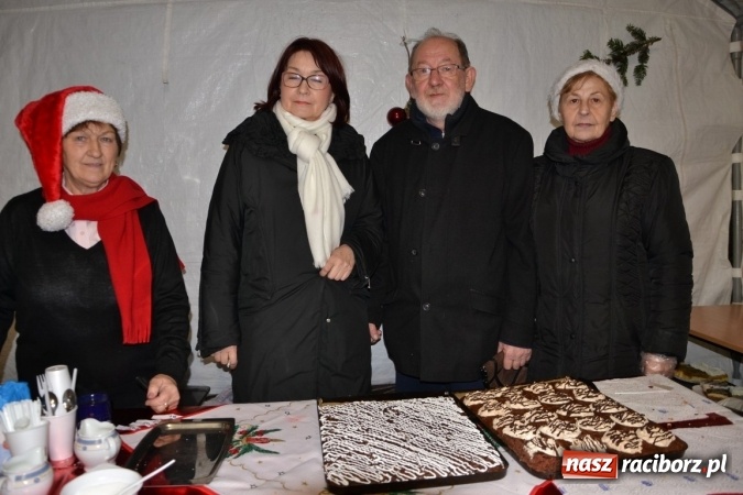 Zdjęcie w galerii na portalu naszraciborz.pl: Doskonałe nastroje na zabełkowskim kiermaszu  wiadomości z regionu