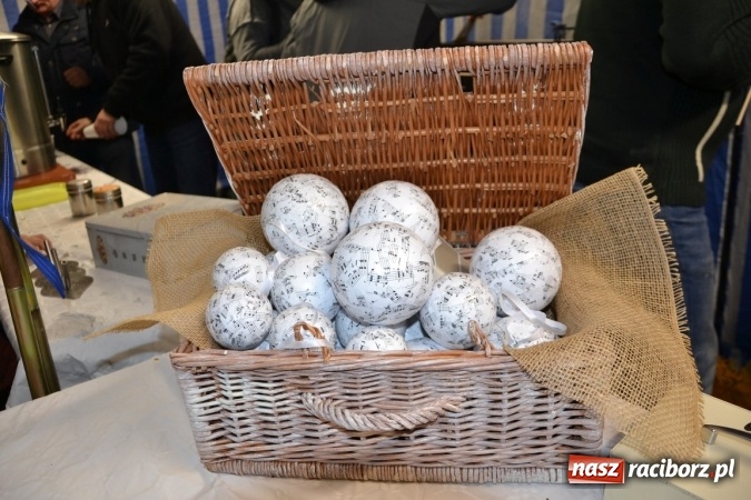 Zdjęcie w galerii na portalu naszraciborz.pl: Doskonałe nastroje na zabełkowskim kiermaszu  wiadomości z regionu