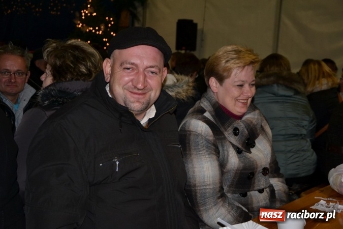 Zdjęcie w galerii na portalu naszraciborz.pl: Doskonałe nastroje na zabełkowskim kiermaszu  wiadomości z regionu