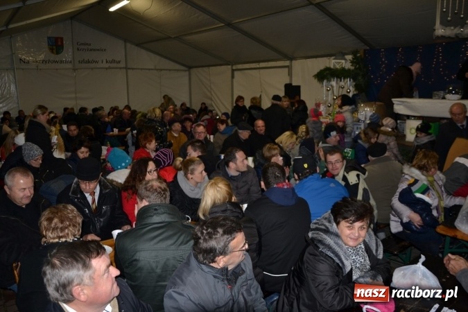 Zdjęcie w galerii na portalu naszraciborz.pl: Doskonałe nastroje na zabełkowskim kiermaszu  wiadomości z regionu