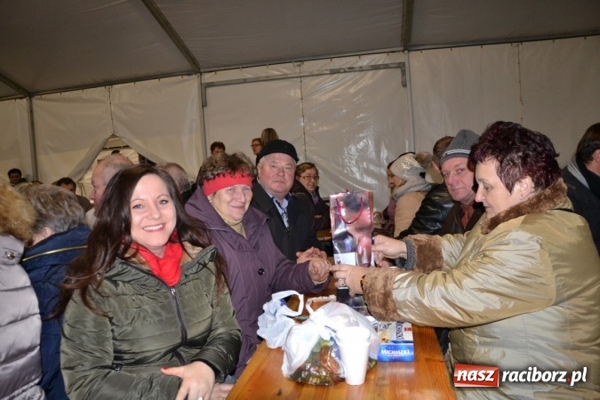 Zdjęcie w galerii na portalu naszraciborz.pl: Doskonałe nastroje na zabełkowskim kiermaszu  wiadomości z regionu
