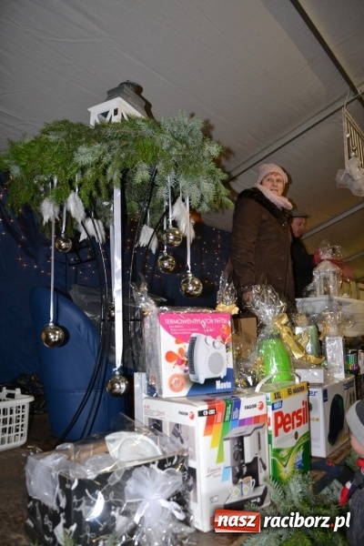 Zdjęcie w galerii na portalu naszraciborz.pl: Doskonałe nastroje na zabełkowskim kiermaszu  wiadomości z regionu