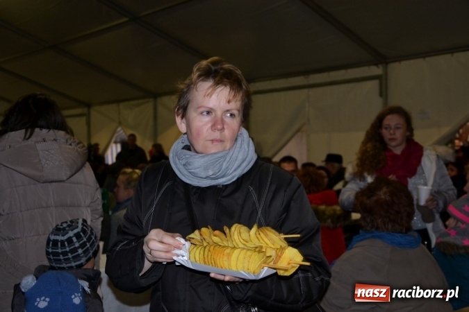 Zdjęcie w galerii na portalu naszraciborz.pl: Doskonałe nastroje na zabełkowskim kiermaszu  wiadomości z regionu