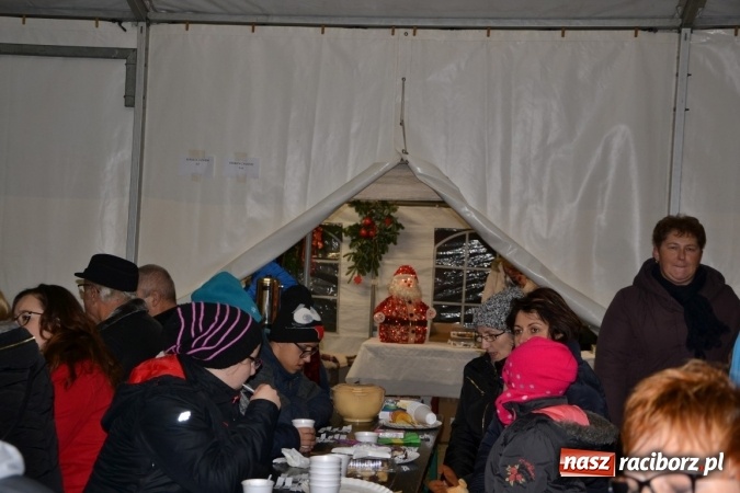 Zdjęcie w galerii na portalu naszraciborz.pl: Doskonałe nastroje na zabełkowskim kiermaszu  wiadomości z regionu