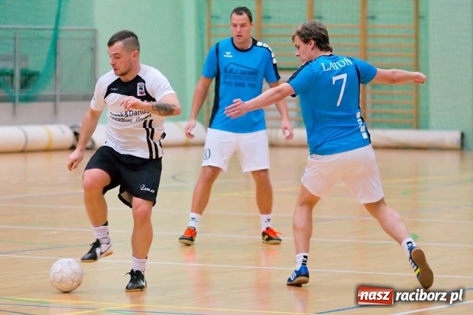 Zdjęcie w galerii na portalu naszraciborz.pl: HLPN: Niedzielne strzelanie w Arenie Rafako wiadomości z regionu