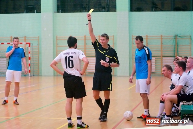 Zdjęcie w galerii na portalu naszraciborz.pl: HLPN: Niedzielne strzelanie w Arenie Rafako wiadomości z regionu