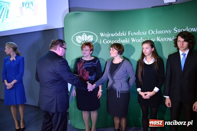 Zdjęcie w galerii na portalu naszraciborz.pl: Laureaci konkursu Zielona pracownia_projekt zostali nagrodzeni wiadomości z regionu