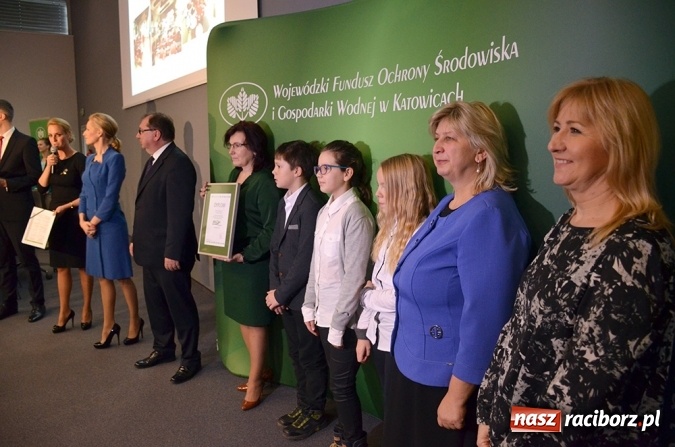 Zdjęcie w galerii na portalu naszraciborz.pl: Laureaci konkursu Zielona pracownia_projekt zostali nagrodzeni wiadomości z regionu