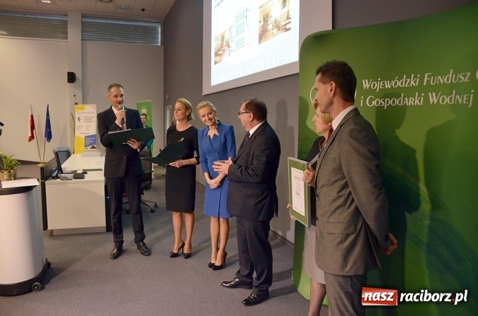 Zdjęcie w galerii na portalu naszraciborz.pl: Laureaci konkursu Zielona pracownia_projekt zostali nagrodzeni wiadomości z regionu