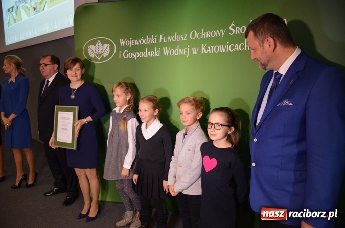 Zdjęcie w galerii na portalu naszraciborz.pl: Laureaci konkursu Zielona pracownia_projekt zostali nagrodzeni wiadomości z regionu