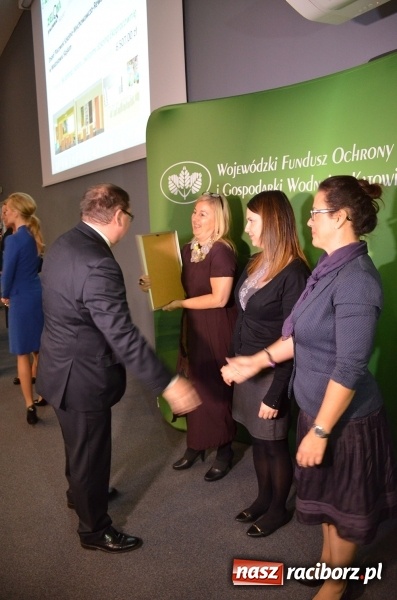 Zdjęcie w galerii na portalu naszraciborz.pl: Laureaci konkursu Zielona pracownia_projekt zostali nagrodzeni wiadomości z regionu