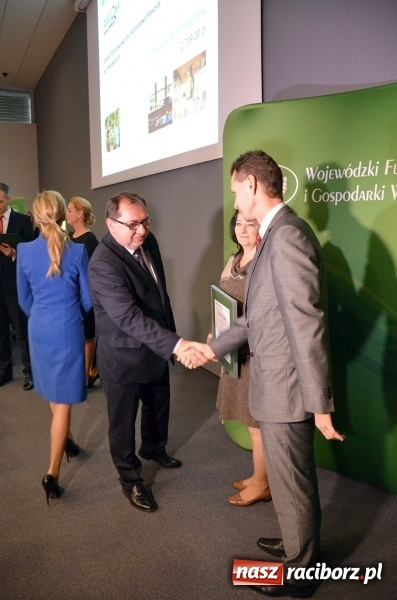 Zdjęcie w galerii na portalu naszraciborz.pl: Laureaci konkursu Zielona pracownia_projekt zostali nagrodzeni wiadomości z regionu