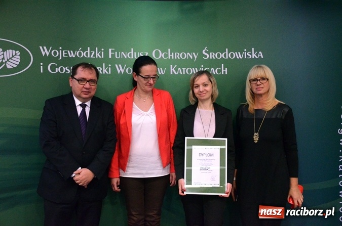 Zdjęcie w galerii na portalu naszraciborz.pl: Laureaci konkursu Zielona pracownia_projekt zostali nagrodzeni wiadomości z regionu