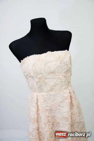 Zdjęcie w galerii na portalu naszraciborz.pl: Mikołajkowe nocne szperanie w Robanie. Tym razem od 19.00 do 21.00 wiadomości z regionu