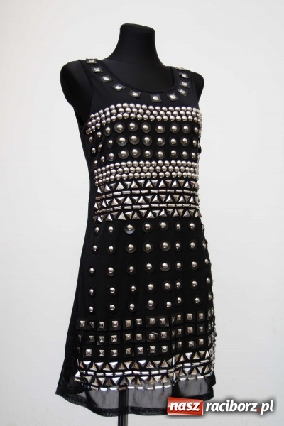 Zdjęcie w galerii na portalu naszraciborz.pl: Mikołajkowe nocne szperanie w Robanie. Tym razem od 19.00 do 21.00 wiadomości z regionu