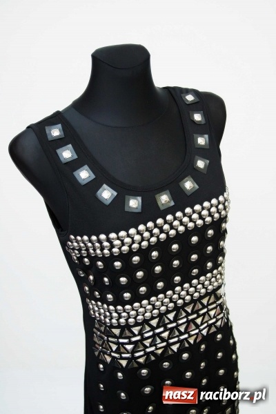 Zdjęcie w galerii na portalu naszraciborz.pl: Mikołajkowe nocne szperanie w Robanie. Tym razem od 19.00 do 21.00 wiadomości z regionu