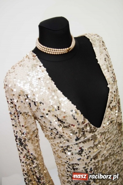 Zdjęcie w galerii na portalu naszraciborz.pl: Mikołajkowe nocne szperanie w Robanie. Tym razem od 19.00 do 21.00 wiadomości z regionu