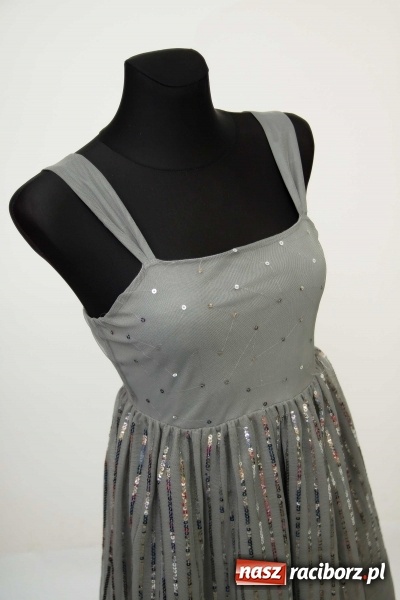 Zdjęcie w galerii na portalu naszraciborz.pl: Mikołajkowe nocne szperanie w Robanie. Tym razem od 19.00 do 21.00 wiadomości z regionu