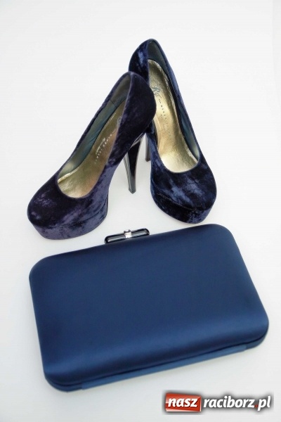 Zdjęcie w galerii na portalu naszraciborz.pl: Mikołajkowe nocne szperanie w Robanie. Tym razem od 19.00 do 21.00 wiadomości z regionu