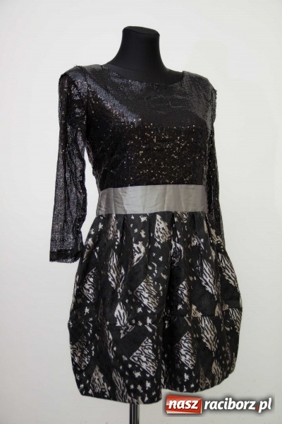 Zdjęcie w galerii na portalu naszraciborz.pl: Mikołajkowe nocne szperanie w Robanie. Tym razem od 19.00 do 21.00 wiadomości z regionu