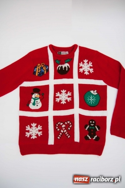 Zdjęcie w galerii na portalu naszraciborz.pl: Mikołajkowe nocne szperanie w Robanie. Tym razem od 19.00 do 21.00 wiadomości z regionu