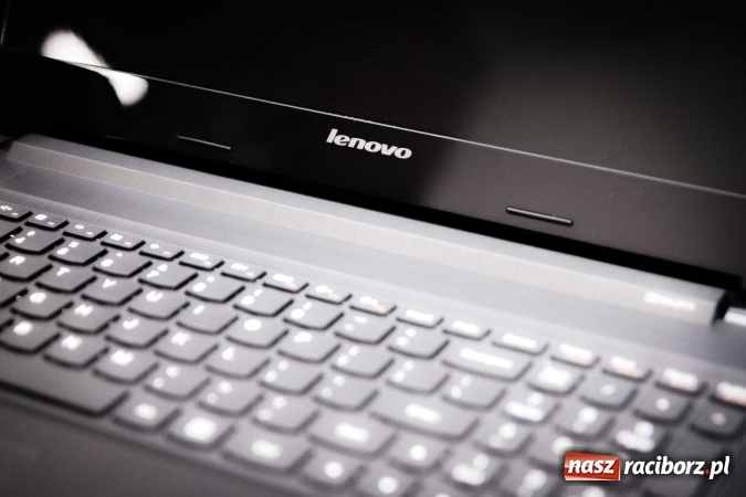 Zdjęcie w galerii na portalu naszraciborz.pl: Mikołajkowe nocne szperanie w Robanie. Tym razem od 19.00 do 21.00 wiadomości z regionu