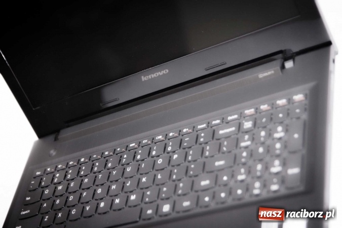 Zdjęcie w galerii na portalu naszraciborz.pl: Mikołajkowe nocne szperanie w Robanie. Tym razem od 19.00 do 21.00 wiadomości z regionu