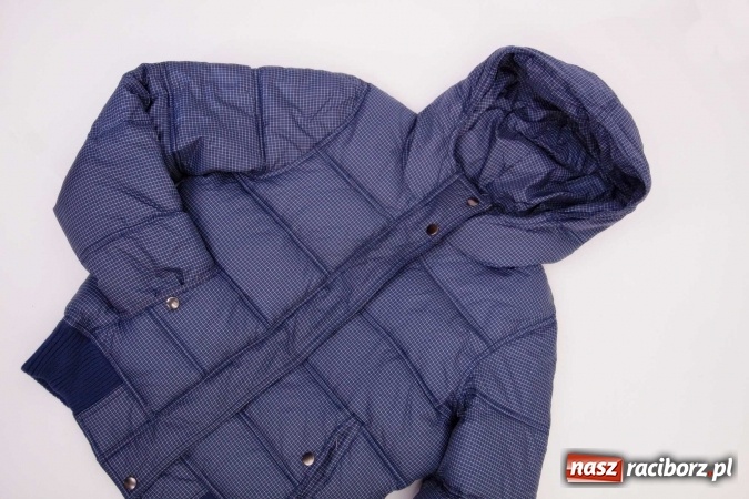 Zdjęcie w galerii na portalu naszraciborz.pl: Mikołajkowe nocne szperanie w Robanie. Tym razem od 19.00 do 21.00 wiadomości z regionu