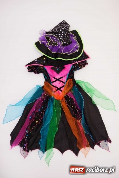 Zdjęcie w galerii na portalu naszraciborz.pl: Mikołajkowe nocne szperanie w Robanie. Tym razem od 19.00 do 21.00 wiadomości z regionu