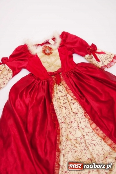 Zdjęcie w galerii na portalu naszraciborz.pl: Mikołajkowe nocne szperanie w Robanie. Tym razem od 19.00 do 21.00 wiadomości z regionu