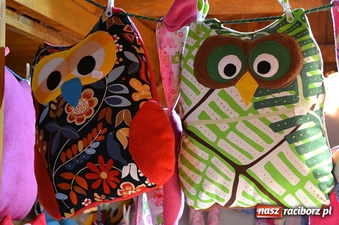 Zdjęcie w galerii na portalu naszraciborz.pl: Miss Czech i Europy na raciborskim jarmarku wiadomości z regionu