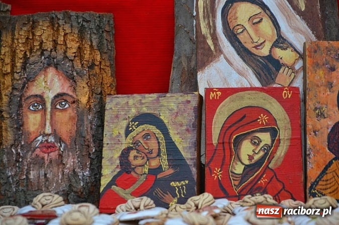 Zdjęcie w galerii na portalu naszraciborz.pl: Miss Czech i Europy na raciborskim jarmarku wiadomości z regionu