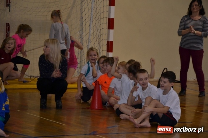 Zdjęcie w galerii na portalu naszraciborz.pl: Gminny turniej gier i zabaw w Zabełkowie wiadomości z regionu