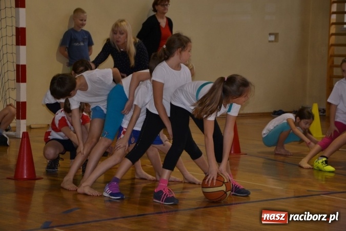 Zdjęcie w galerii na portalu naszraciborz.pl: Gminny turniej gier i zabaw w Zabełkowie wiadomości z regionu