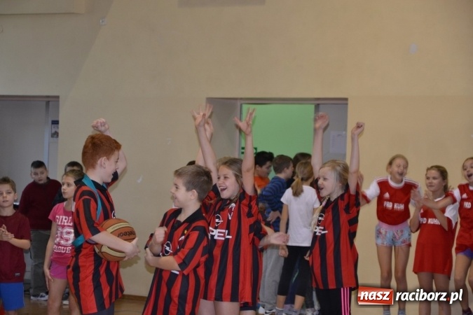 Zdjęcie w galerii na portalu naszraciborz.pl: Gminny turniej gier i zabaw w Zabełkowie wiadomości z regionu